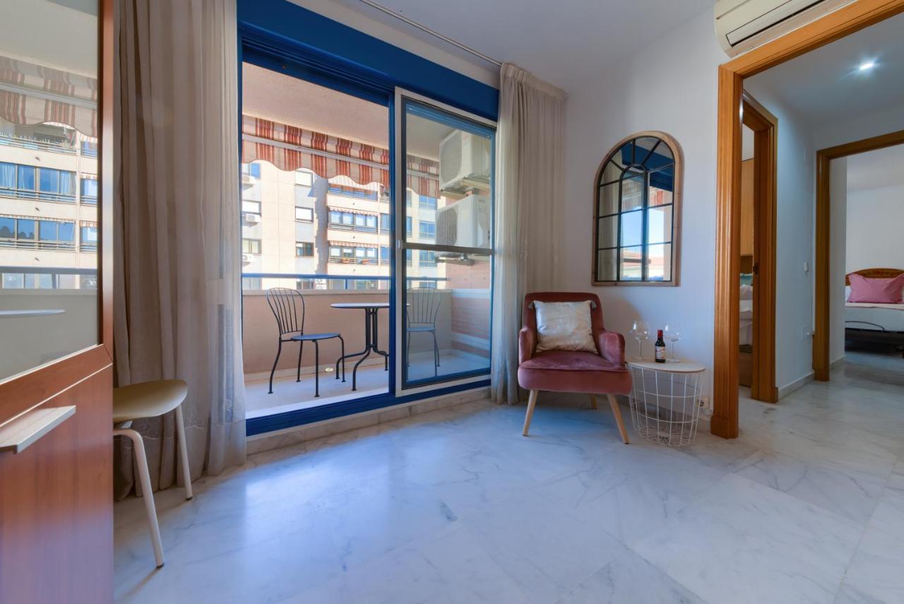 Holidays2Malaga Ayala 450 Mts From Beach & Terrace Εξωτερικό φωτογραφία