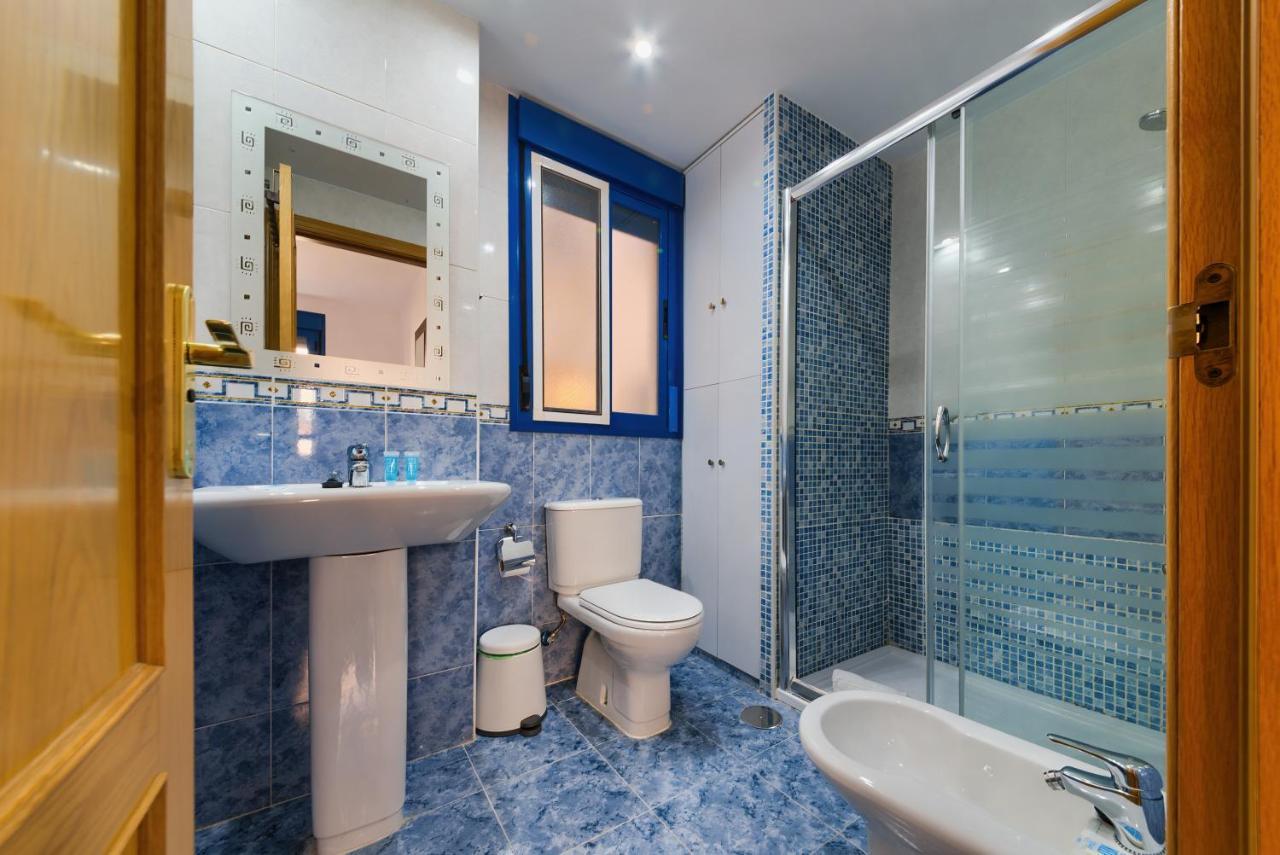 Holidays2Malaga Ayala 450 Mts From Beach & Terrace Εξωτερικό φωτογραφία