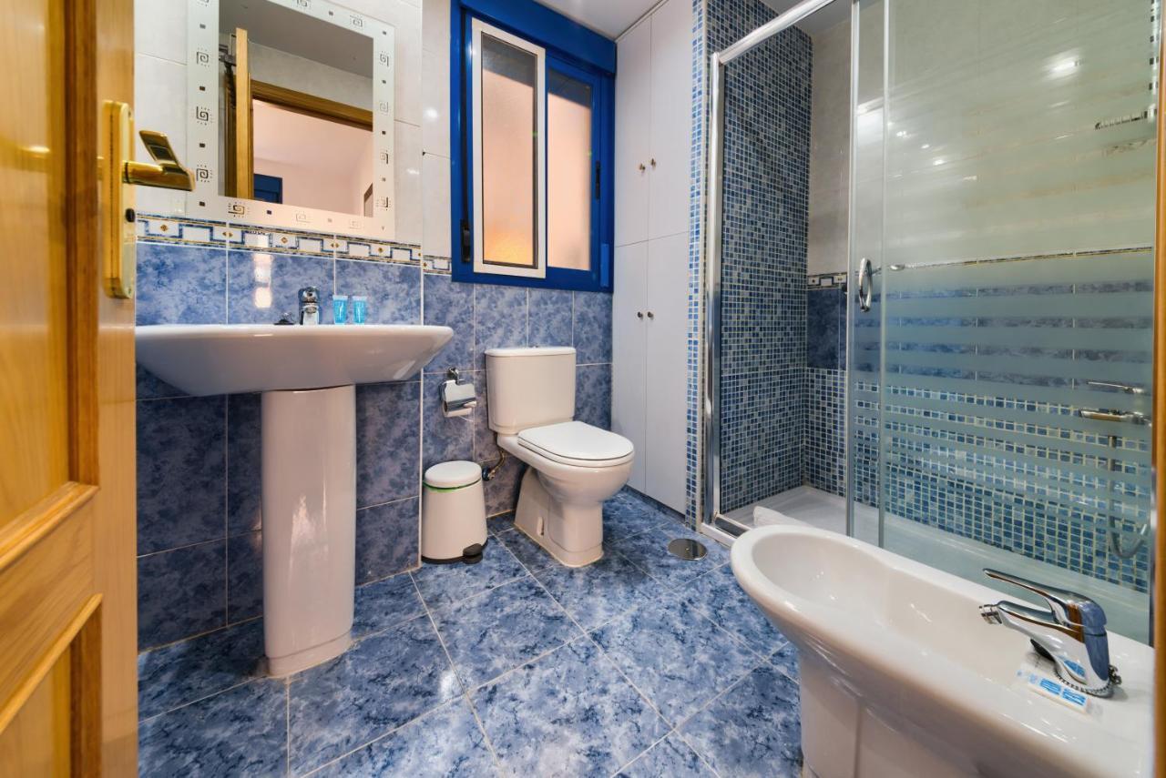 Holidays2Malaga Ayala 450 Mts From Beach & Terrace Εξωτερικό φωτογραφία
