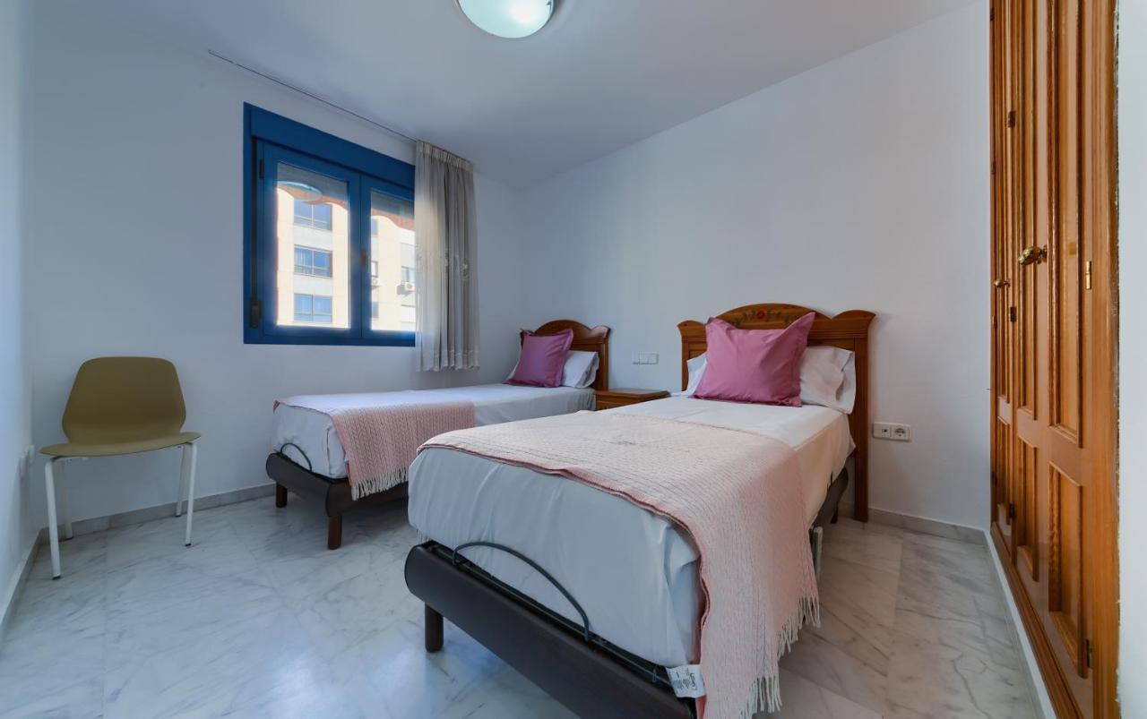 Holidays2Malaga Ayala 450 Mts From Beach & Terrace Εξωτερικό φωτογραφία